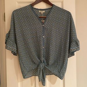 New w/tags Max Studio top